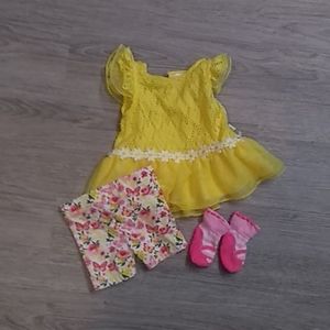 Yellow dress with short and pink socks